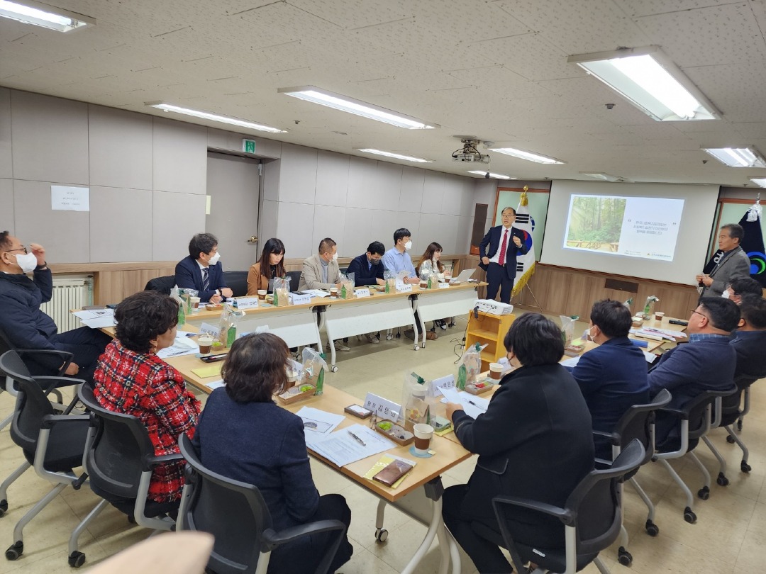 단체사진4.jpg