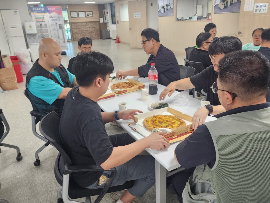 KakaoTalk_20251013_102753082_08 (1).jpg