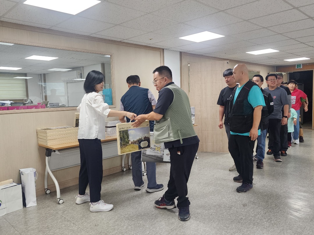 KakaoTalk_20251013_102753082_14 (1).jpg