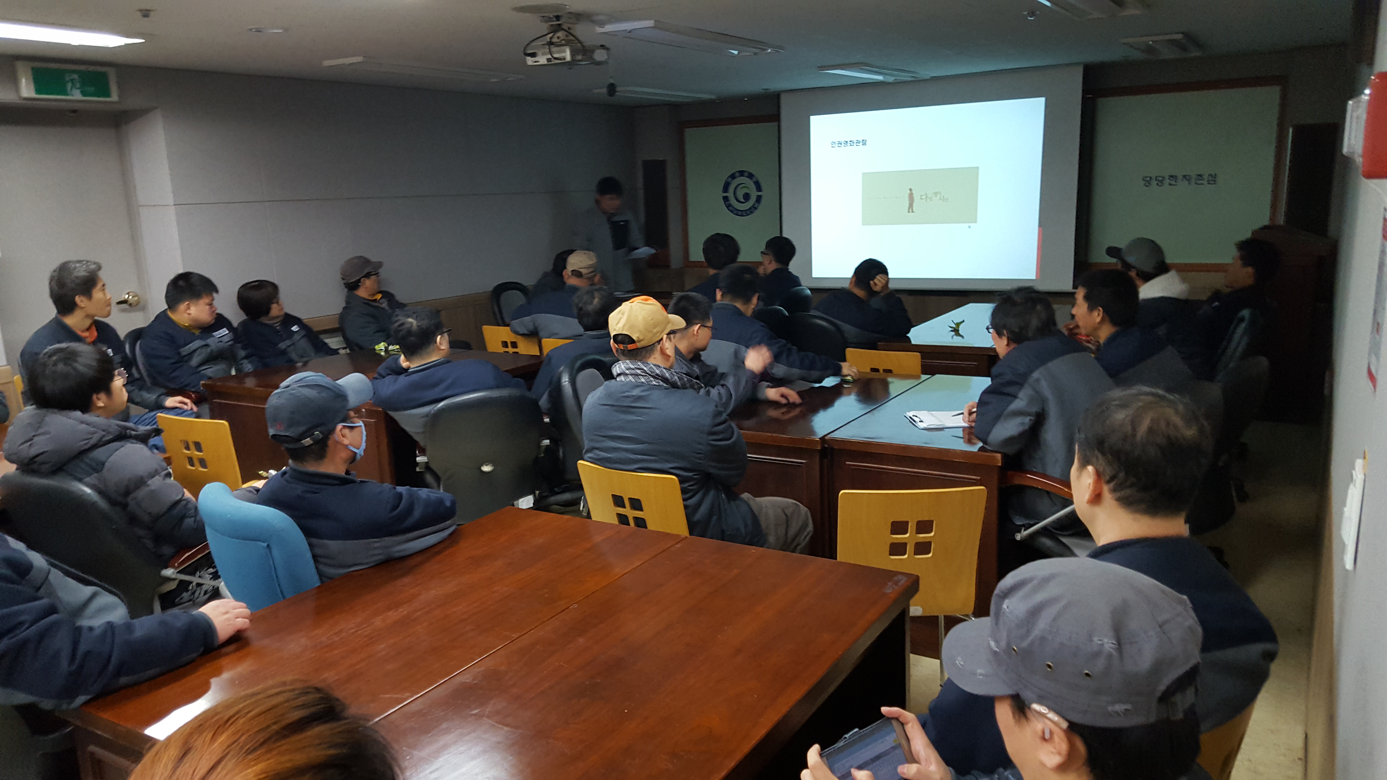 포토 관련이미지
